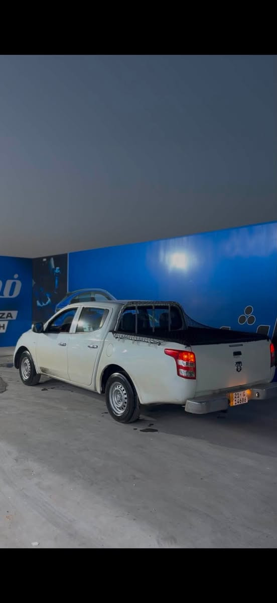 للبيع
دوج رام L200 
موديل 2017
گير عادي بنزين
سيارة ماشية 180 الف كيلومتر
سيارة بيها 4 قطع صبغ
گير محرك كهربائيات تبريد كله بشرط
السيارة بيها كوبون بنزين 
اربع تايرات جديدة
العنوان: كركوك
السعر:126$ و بيها مجال 
***********
