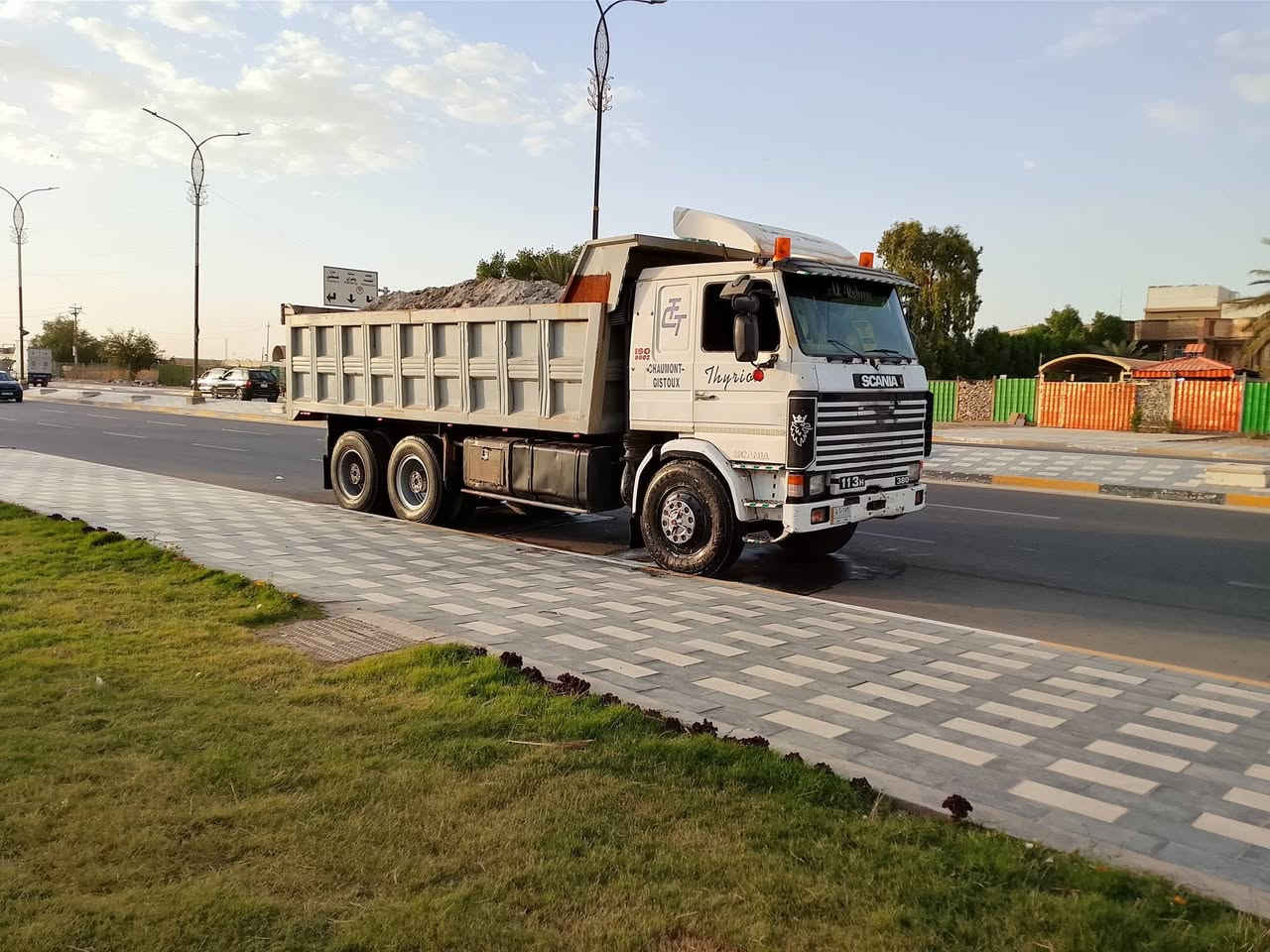 اسلام عليكم سكانيه مكينه 12 ونص لاتبخير ولا تنقيص كير جديد 5x5 تخم تاير
قماره قطره صبغ ما بيها السعر 
***********
