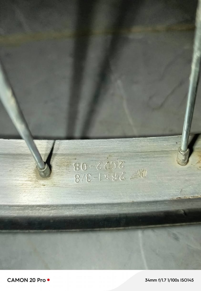 السلام عليكم بايسكل للبيع  واسط
الموديل 22  الحجم 26 مراسله خاص 
الموقع  واسط  رقم ***********
