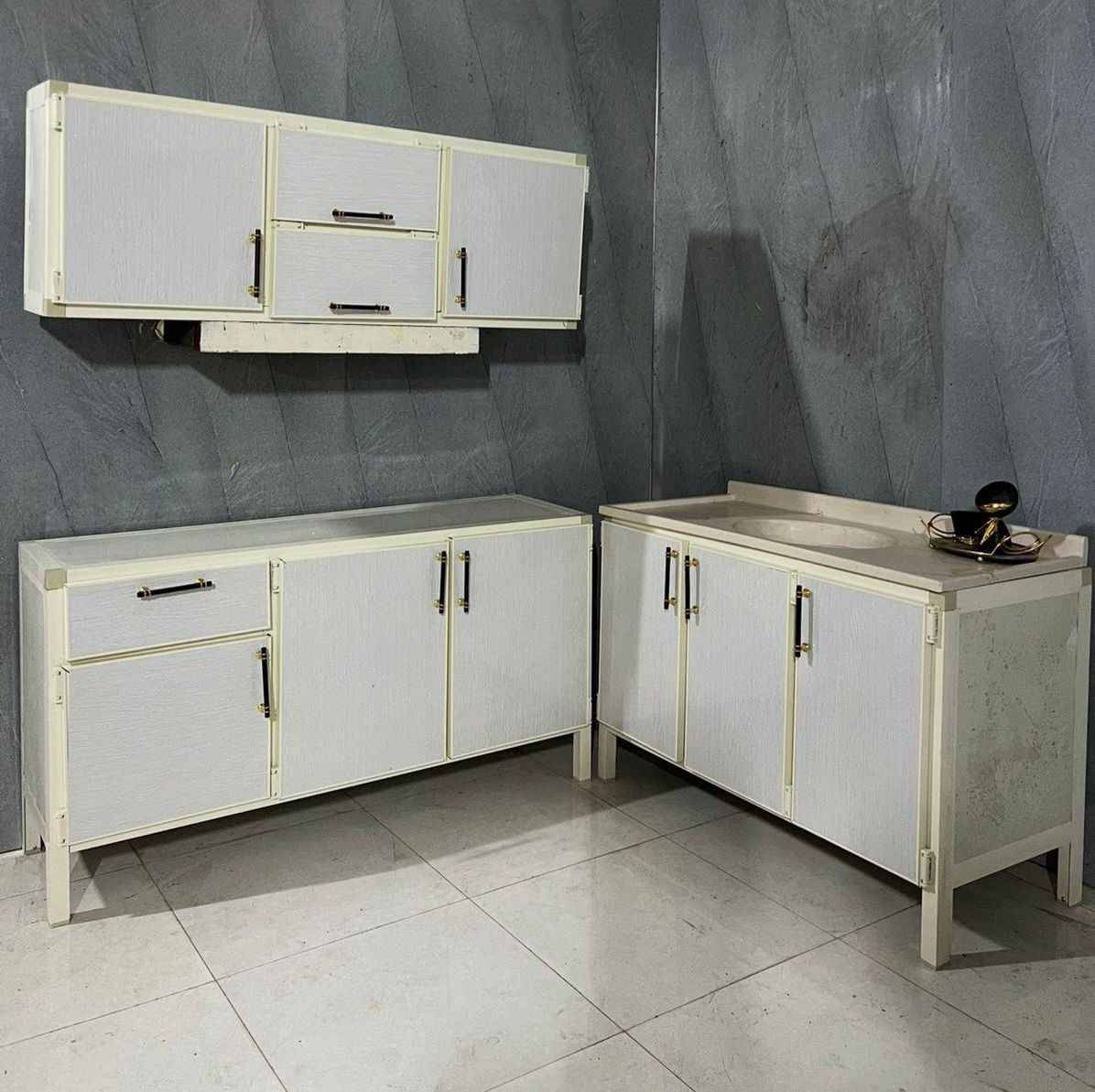 كاونتر ارضي وملحق متر ونص 
سنك  متر وعشرين 
السنك مرمر صناعي 

السعر 215

التوصيل 🚚🚚🚚
داخل بغداد مجاني
 اطراف 15

واسط// (25) الف 
-بدره - %جصان %-الحي %-الموفقيه -ناحيةالدجيلي %-اطراف واسط (50) الف

ديالى //- بعقوبه %- الخالص 25%

الأبعد 35الف 
كربلاء المقدسة
بابل 
نجف الاشرف
  الديوانيه (25)الف 

السماوه الناصرية ميسان 35

البصرة 35 Colombo, Sri Lanka


**إذا كنت صاحب هذا الإعلان وتريد حذفه لأي سبب، رجاءا أرسل رسالة إلى الدعم الفني**