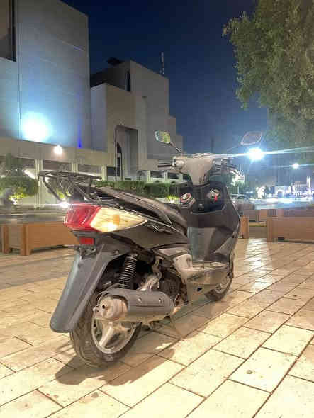 سلام عليكم دراجه سكنس فحل دراجه رمبه بعده بملحه دراجه كله كامله شلعه معدل فول مكينه خرسه  مكينه مكفوله برغي ممفتوح بيه دراج جاهزه مصارله هوايه من نازل من رمبه كهربائيات كله شغاله السعر 800 المكان بغداد الكرخ قرب شارع سته لستفسار ***********
