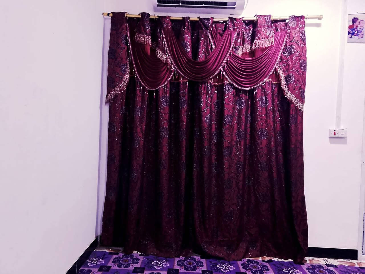 السلام عليكم برده ام المسرح جديده مكان ابي الخصيب شارع كوت الضاحي قرب قبة ابو الجوزي سعرها 25 قفل***********
