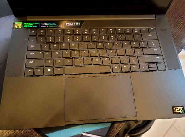 للبيع
Razer Blade 15
i7-11800H
 16 RAM
Ssd 2 slot
512-512 nvme 

RTX 3060
Screen 15.6 144hz 
بطارية جيده جدا 96%
السعر مليون و ٢٥٠ الف
للتواصل
*********** يوجد واتساب
