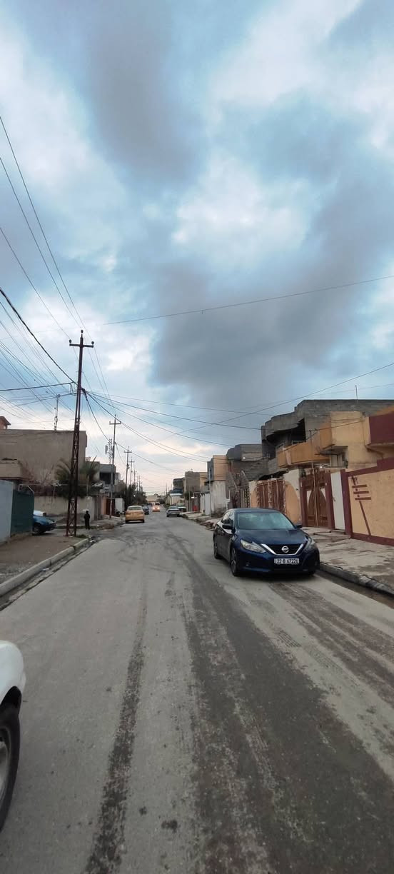 للبيع بل سماح الاولى 200 متر مرتب كاشي سيراميك 
يتكون من غرفتين نوم وهول وستقبال ومطبخ وصحيات 
قرب مدرسة مكة على شارع 15 
الاستفسار انتصل عل أرقام 
***********
***********
موقع المكتب حي عدن شارع التنانير قريب عل صيدلية اليمامة
