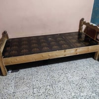 سرير • للبيع • تواصل خاص
