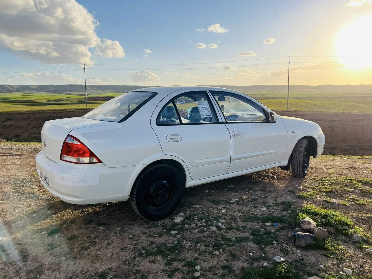 صه ني كؤري 2011
شتيكي زور نمو نه و جوانه گيرو مه كينه ي به شه رت سه نه وي 
تا زه يه چوار تا يه ي تا زه يه  يه ك په له يه بجوك به قه د نا و له پي بؤ ياغي هه يه ته بريت ساردو كه رم به شه رت نا و زه رد 2 جام كا ره با گير عادي شو ين چم چمال 
نرخي 92 مه جال 
***********
***********
