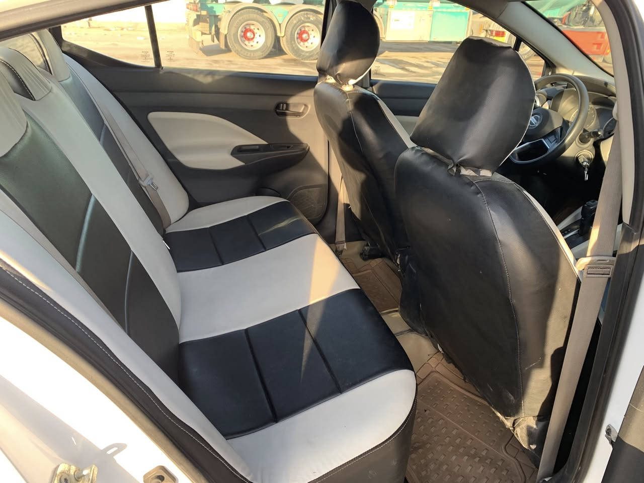 نيسان صني موديل ٢٠٢٠ وارد خليجي مكفولة من الحادث والصبغ 
السعر ١٢٠$ المكان الحبانية تلفون رقم ***********
