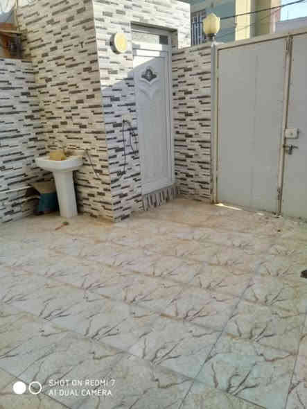 🛑 دار سكني  للبيع طابو صرف
المنطقة :  التقيه الثالثه قرب مطعم بغداد يبعد عن الشارع العام  100 متر 
المساحه :  100 متر ٥*٢٠ ✅  
        كونكريت مسلح                               
التفاصيل :  البيت طابقين 
البيت : الطابق الاول ❌
 استقبال ومطبخ  وصالة  وصحيات داخلية وخارجية 
وطابق ثاني❌ غرفة نوم وصالة وسطح    علما البيت فارغ وغير مسكون موجود السعر 110مع المجال واتساب     ***********  مكلفه بالنشر
