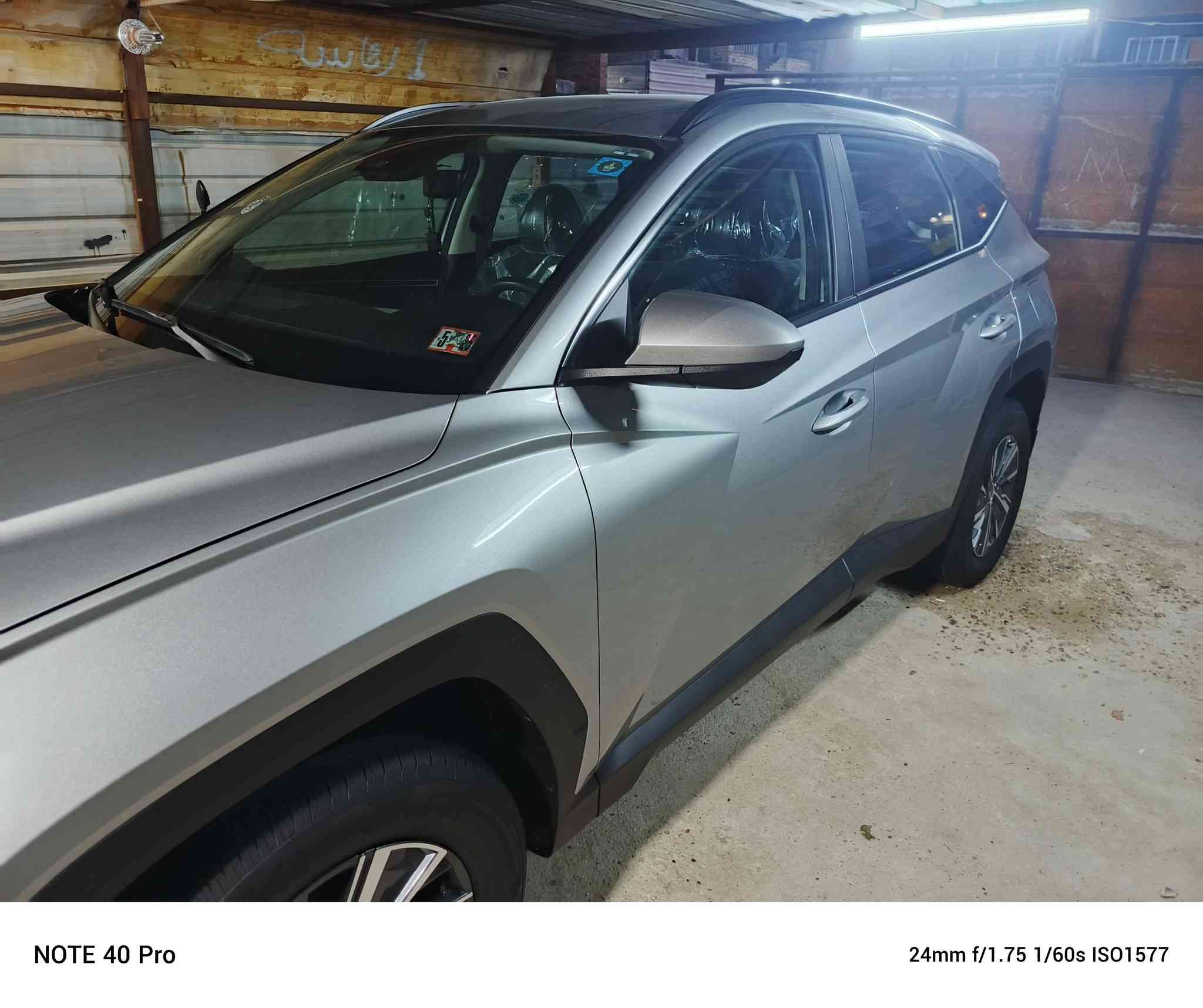 توكسان هايبرد موديل ٢٠٢٤ مواصفات Blue لون سلفر ماشيه ١٣ الف ميل مواصفات بصمه تشغيل بصمه ابواب تشغيل عن بعد رادار امامي خلفي و جانبي كشن كهربائي صندوق كهربائي تبريد قطعتين منفصل وبعد هواي مواصفات... بجم كبس بدون ايرباك ... حادث خلفي صبغ جاملغ خلفي جهة اليمين وقبق الصندوق بدون حوض السياره جاهزه بدون اي نقص صور الحادث وصور التصليح موجوده داخل المنشور ... مكان السياره بغداد البلديات ***********
عارضها 220 $ وبيها مجال للطيبين
