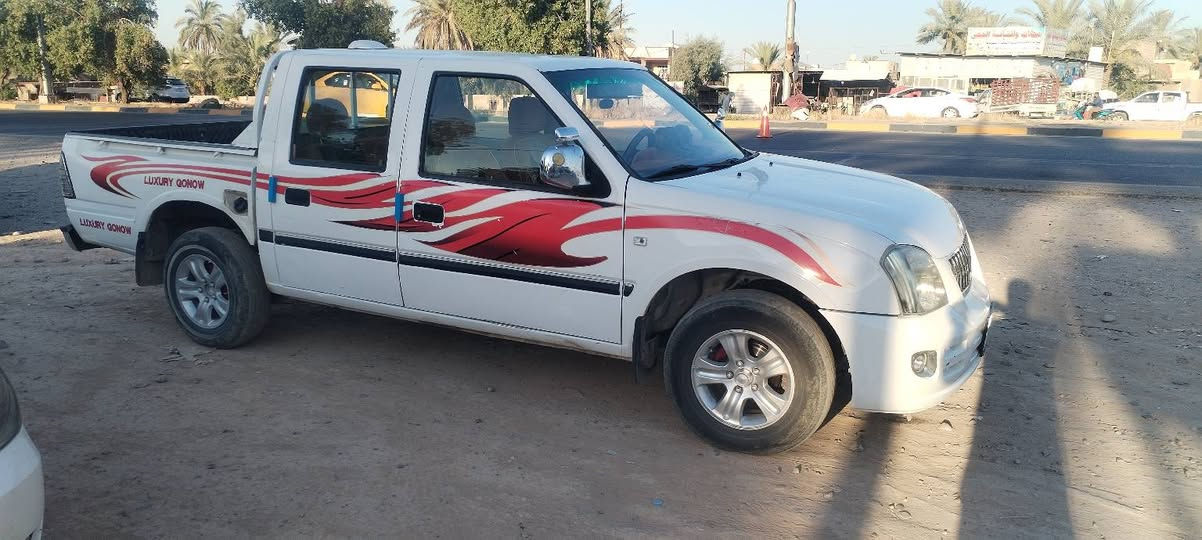 ٢٠٠٦ كلش نضيفه بيها كازكيت مناسبه *********** بسمي
