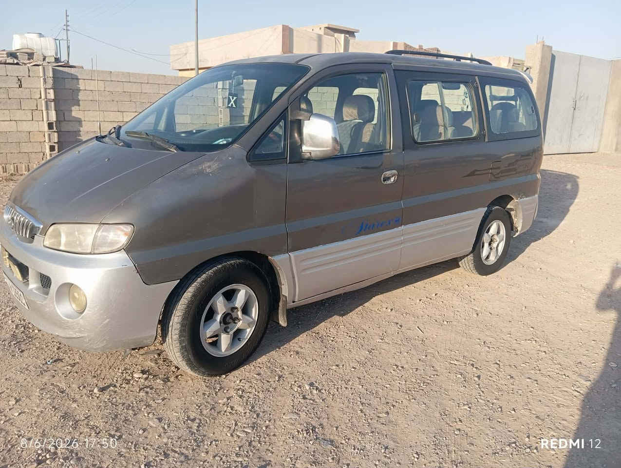 السلام عليكم..
استاركس خصوصي 8راكب موديل 2000 مكينه سوبر كير خير من الله رقم بغداد دولي سنويه جديده لل28 مكان السياره ديالى سد حمرين مكلف بالنشر رقم صاحب السياره سعرها 48 ***********
