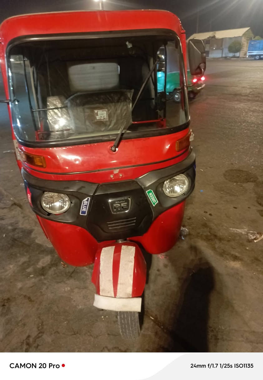 سلام عليكم تكتك موديل 21شهر 11تكتك مكفوله بس دوسه وحده معمره رقم وسنويه لوحه نكليزي بسمي تكتك خير من الله مكاني بغداد المشتل ***********
