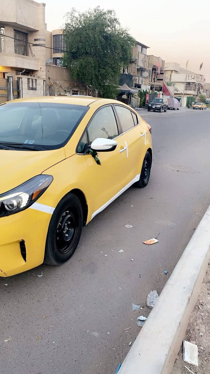 مكلف بالنشر 
سلام عليكم  للبيع فورتي موديل 
2017ماشيه 180
بصمه +تحكم استيرن +اشاير بالمري +امرايات شفط 
مكينها 2000GDi
حادثها چاملق الأيمن الأمامي ماواصل للدواخل 
سيارة جاهزة مابيها اي نقص 
السيارة بأسمي مصفرة هيئة وغرامات 
السعر 106
للاستفسار *********** بغداد, العراق
