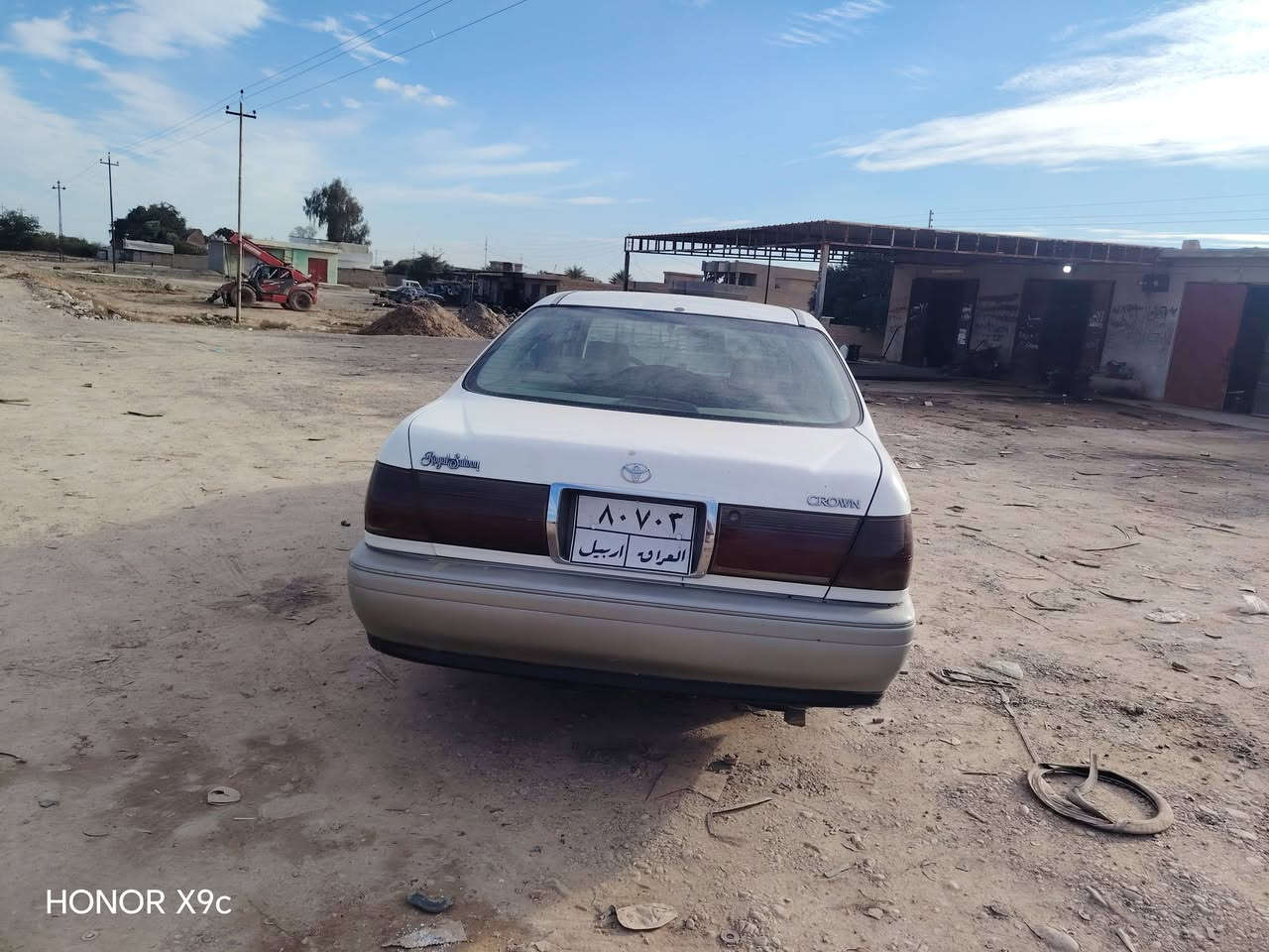 السلام عليكم سياره ملكه ادوات للبيع كير محرك شرط كارتون vvt ففتي تبريد ثلج تدفئه نار ترايك 180 غرفتها جديده حييل  المكان العلم  للأستفسار اكثر اتصل ***********
