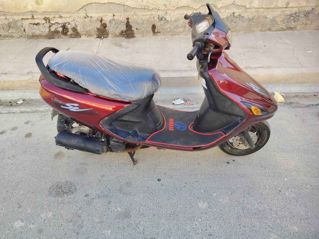 السلام عليكم دراجة فورتي فحل كفاله عامه دراجه رمبه كامله مكمله كلشي شغال سلف هندر كهربائيات شلعه ومعدل دراجه نظيفه ماناقصها اي شي عليه تخم تاير كلجات قبل اسبوع بدلتهن سعر 450 اوبيه مجال بسيط مكان  الدراجه بعقوبة فلكت الأمين رقم الهاتف ***********
