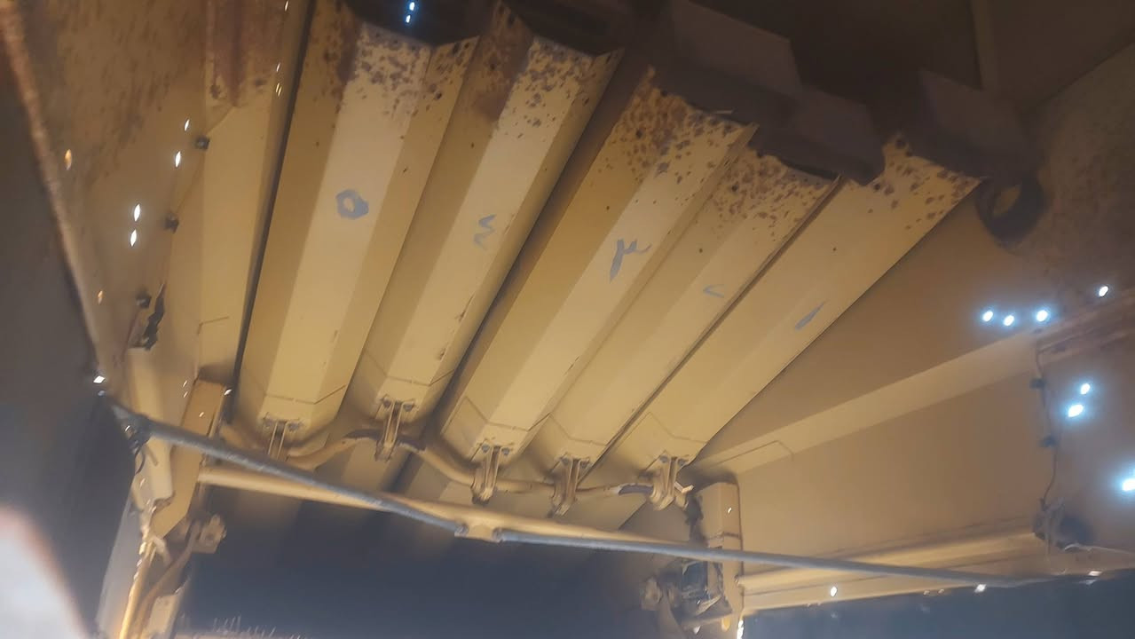 للبيع حاصده موديل ٢٠٠٠ تك درام ٥ بلم نظيفه ومكفوله شرط
*********** و٧٧١٤٨٤٢٨٨١ الزبيديه
