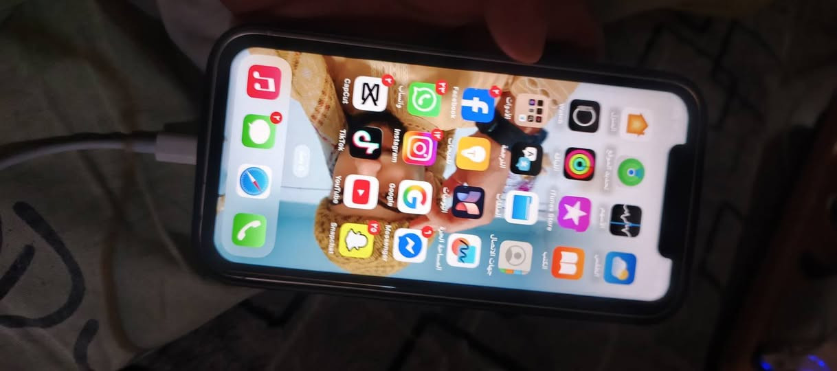 ياالله يافتاح يارزاق اخوان شي فخم ومرتب ع كد فلوسك اكس ار محور ١٧ برو بطاريا ٧٨ فقط باقي كلو بلاد كلو شغال فلاش سماعه رجاج الجهاز ايي عيب مابي شرط ***********
