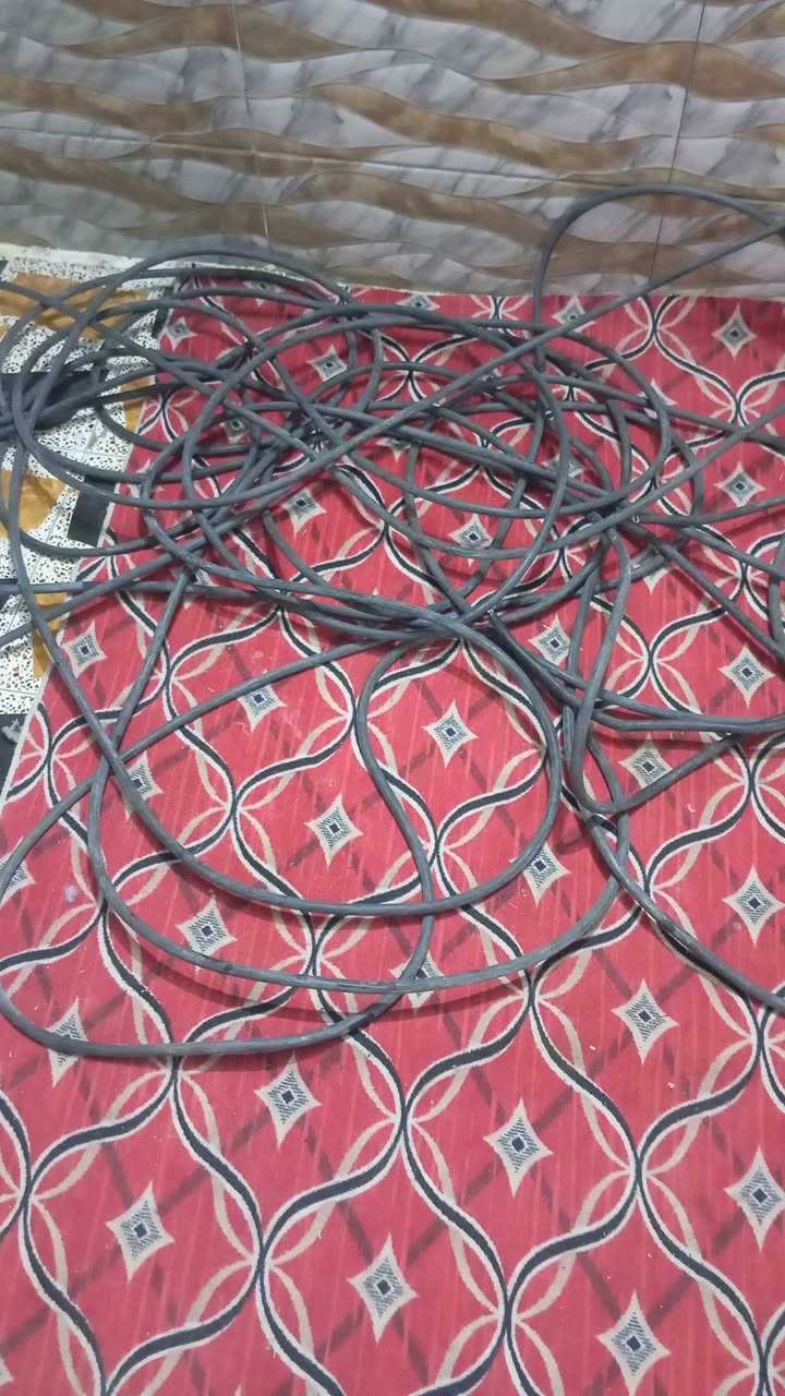 السلام عليكم مرخصة مدير الگروب كيبل للبيع خطين يرهم كلشي الشراي يتفظل خاص الاستفسار ‏‏‪0787 890 5399‬‏
