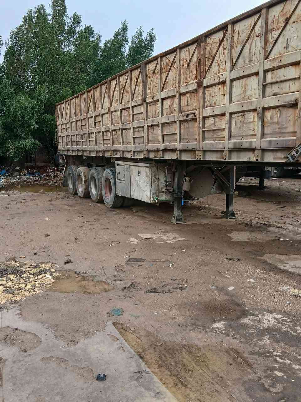 عربانة اوربية للبيع اربع محاور تلاثة ١٤ صيني او الرابع اوربي شريط صيني عربانة مكفولة من الفطر او الكسر السعر اتصل ***********
