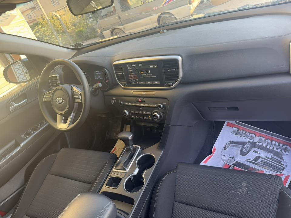 كيا سبورتج ٢٠٢٢ رقم اربيل
تبديل بنيد وبيها بارد جاملغ 
ماشيه ٤٠ الف
بصمه تبريد قطعتين رادار 
مكاني بابل
***********
***********
