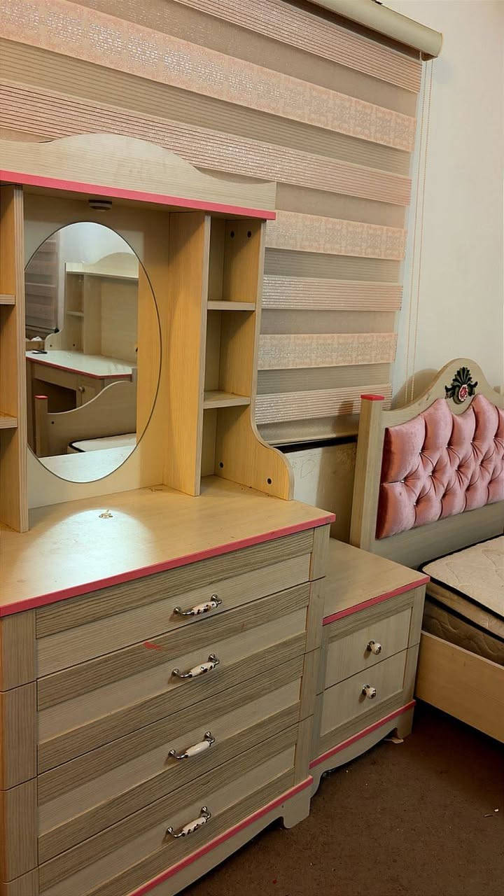 غرفة نوم للاطفال ماركة اخلاص 
سعر الشراء ١٠٠٠$ قل سنتين 
سعر البيع ٤٦٠ الف دينار . 
العنوان اربيل . اشتي ٢ أربيل, العراق


**إذا كنت صاحب هذا الإعلان وتريد حذفه لأي سبب، رجاءا أرسل رسالة إلى الدعم الفني**