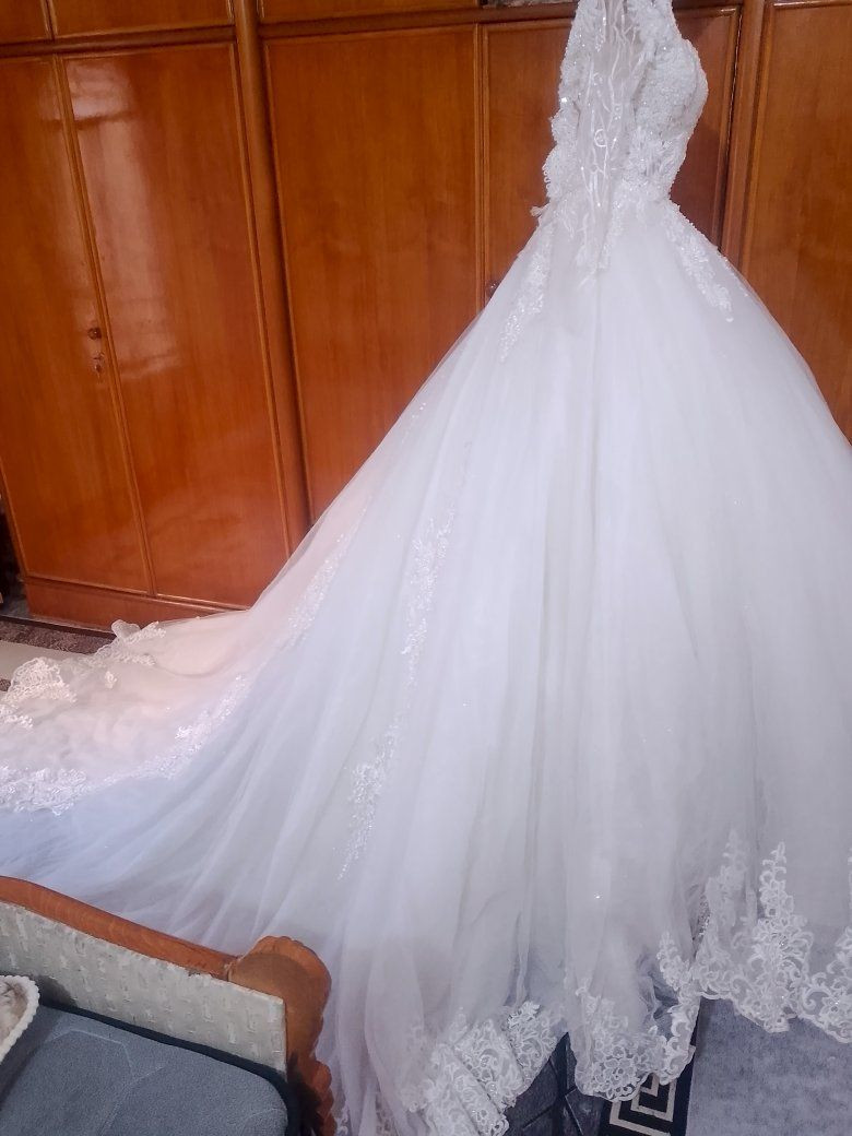 عندي ذني البدلات شتريتهن جدد مرة ملبوسة اريدهن ثنينهن ب ٢٠٠ سعر الايجار


**إذا كنت صاحب هذا الإعلان وتريد حذفه لأي سبب، رجاءا أرسل رسالة إلى الدعم الفني**