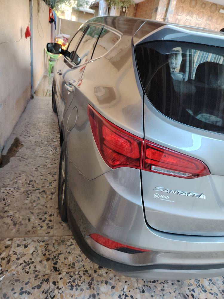 السلام عليكم سنتافيه 2018 بيها جاملق وحافت البنيد ماشيه ٦٠ رقم بصره اربعه سلندر مثل ما شوف صور مكاني البصره الهارثه شراي يتصل ***********
163 وبيها مجال او مراوس اوبما لو جالجر البصرة, العراق
