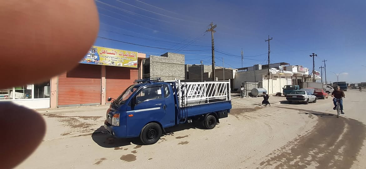 هونداي بورتر للبيع رقم صلاح الدين انكليزي سنويه ٢٩ كير محرك شرط تايرات كهربائيات كلها جدد غرفه جديده السياره جاهزه للشغل  موديل 2004 للاستفسار اكثر اتصل اوخاص ***********ملاحظه المحجر مو للبيع مكان السياره سامراء
