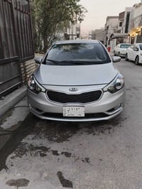 سياره سيراتو ٢٠١٤ خليجيه بدون صبغ بدون حادث بيها جراد بل قماره وقبق ال...