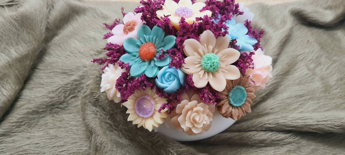 باقات ورد الشمع بفازه حجر  بعطر مميز  وورد طبيعي  الباقة كبيرة
تخفيضات بمناسبة شهر رمضان تكون هدية مميزنة  السعر الباقة ٢٠ الف شامل التوصيل  ضمن كركوك


**إذا كنت صاحب هذا الإعلان وتريد حذفه لأي سبب، رجاءا أرسل رسالة إلى الدعم الفني**