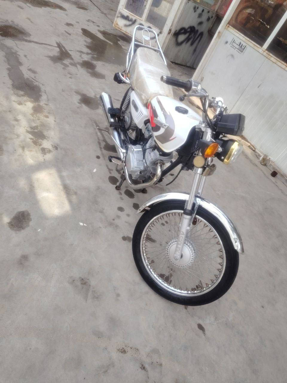 دراجه لبيع موديل 2020جهزه من كلشي وراق أصولي  دراجه ام ختام هذه رقمي***********
