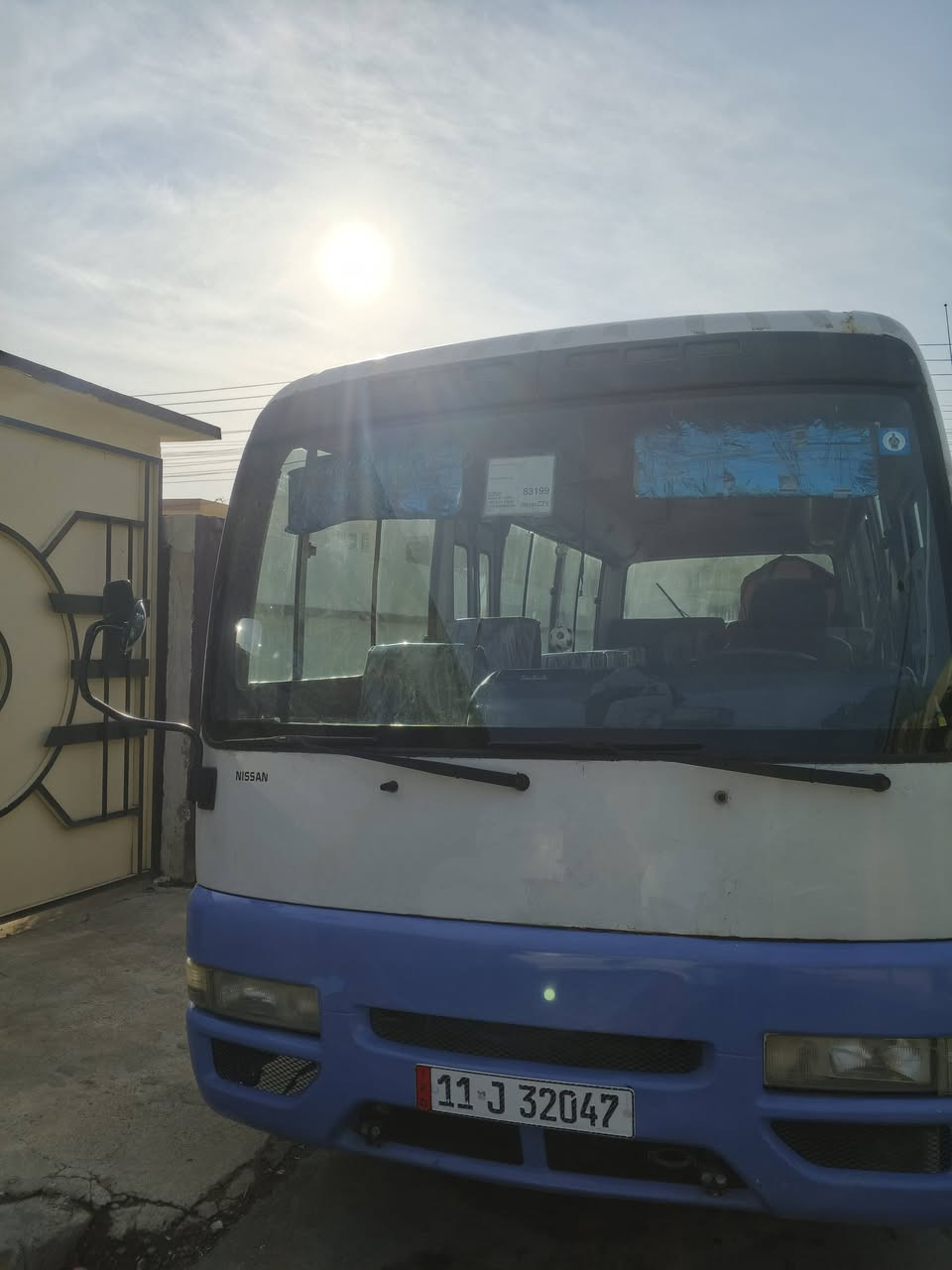 كوستر 2002 رقم جديد هيا وغرامه صفر هزه جديد منظومه غاز وبانزين مصبوغه حزام جماليه شباب اني مكلف بالنشر خابر على رقم.. ***********
