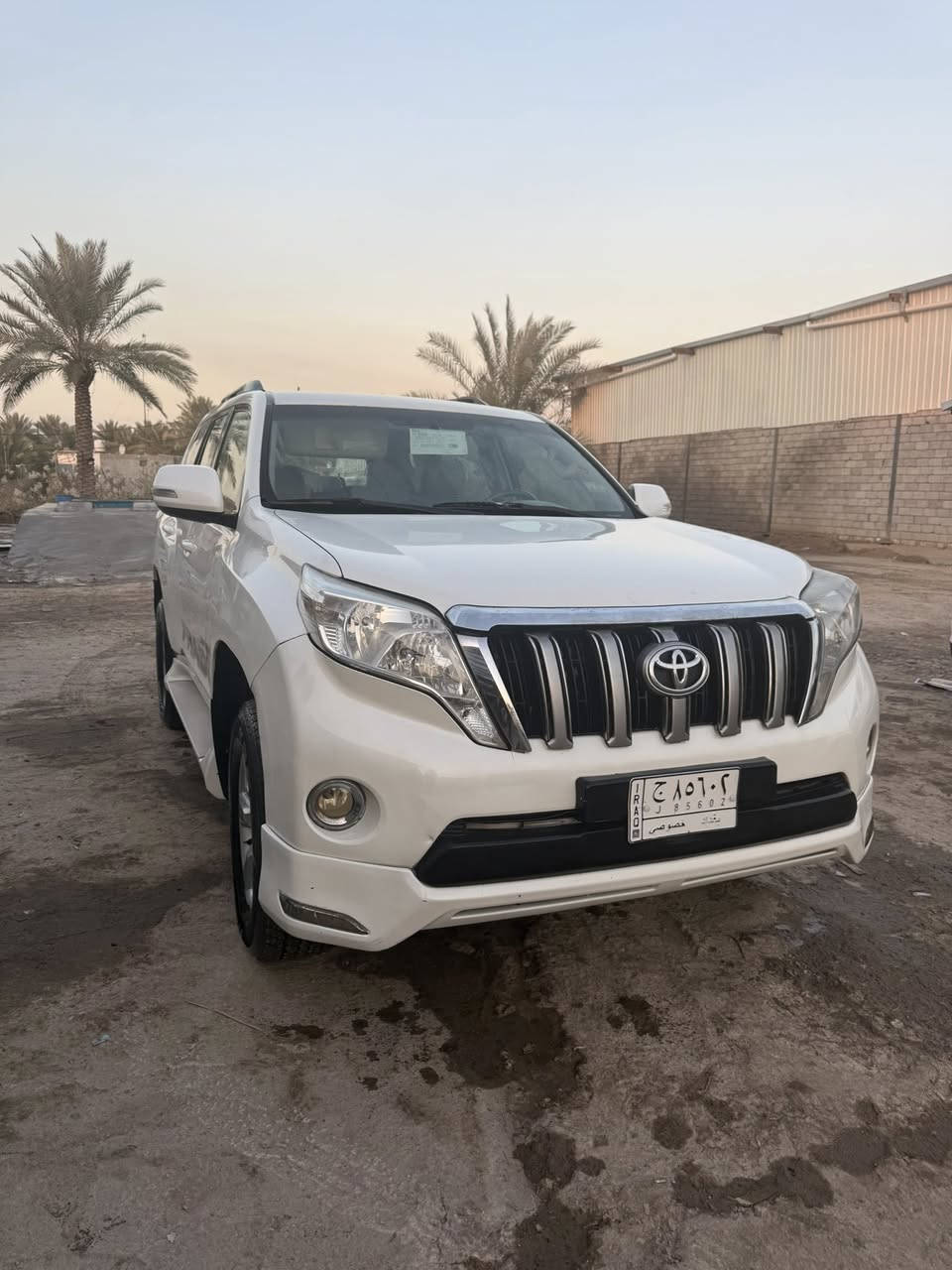 برادو 2011 محدثه 2017
رقم بغداد تحويل مباشر 
سياره فول عدا السلايت 
مكينه 2700 |4 سلندر 
دبل تانكي ثلاجه شاشه تحكم استيرن 
جديده كلش وجاهره من كل اانواحي كير مكينه حداديه تخم تاير تبريد كله بشرط 
بيه صبغ جاملغ وباب وبنيد مفتوح فقط 
بدون دواخل خلاص 
السعر ١٨٨ وبيه مجال كلش بسيط 
بيع فقط اي استفسار 
 *********** اني حاضر
