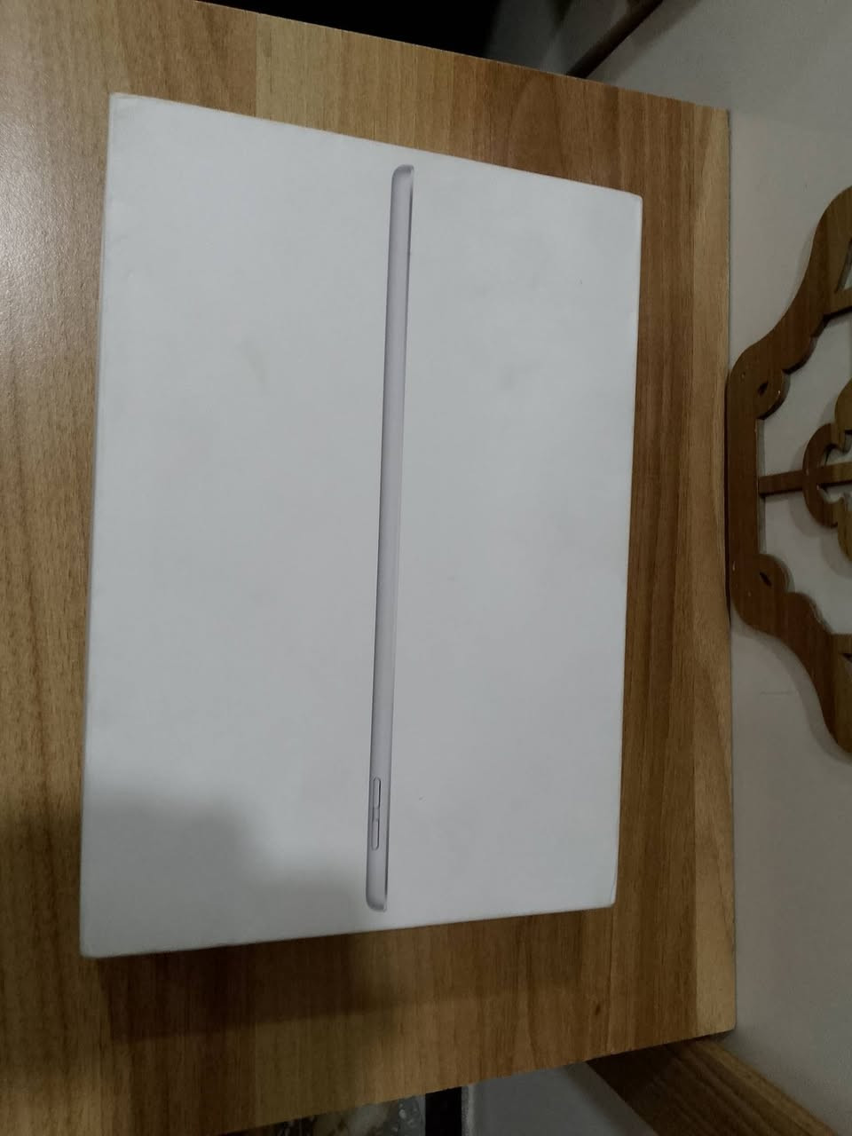 السلام عليكم
ايباد 9 

ذاكره 64 

نظافة مثل ماموضح

ملحقات كاملة وبي براد 

السعر 300 

المكان بغداد حي الجهاد
***********
