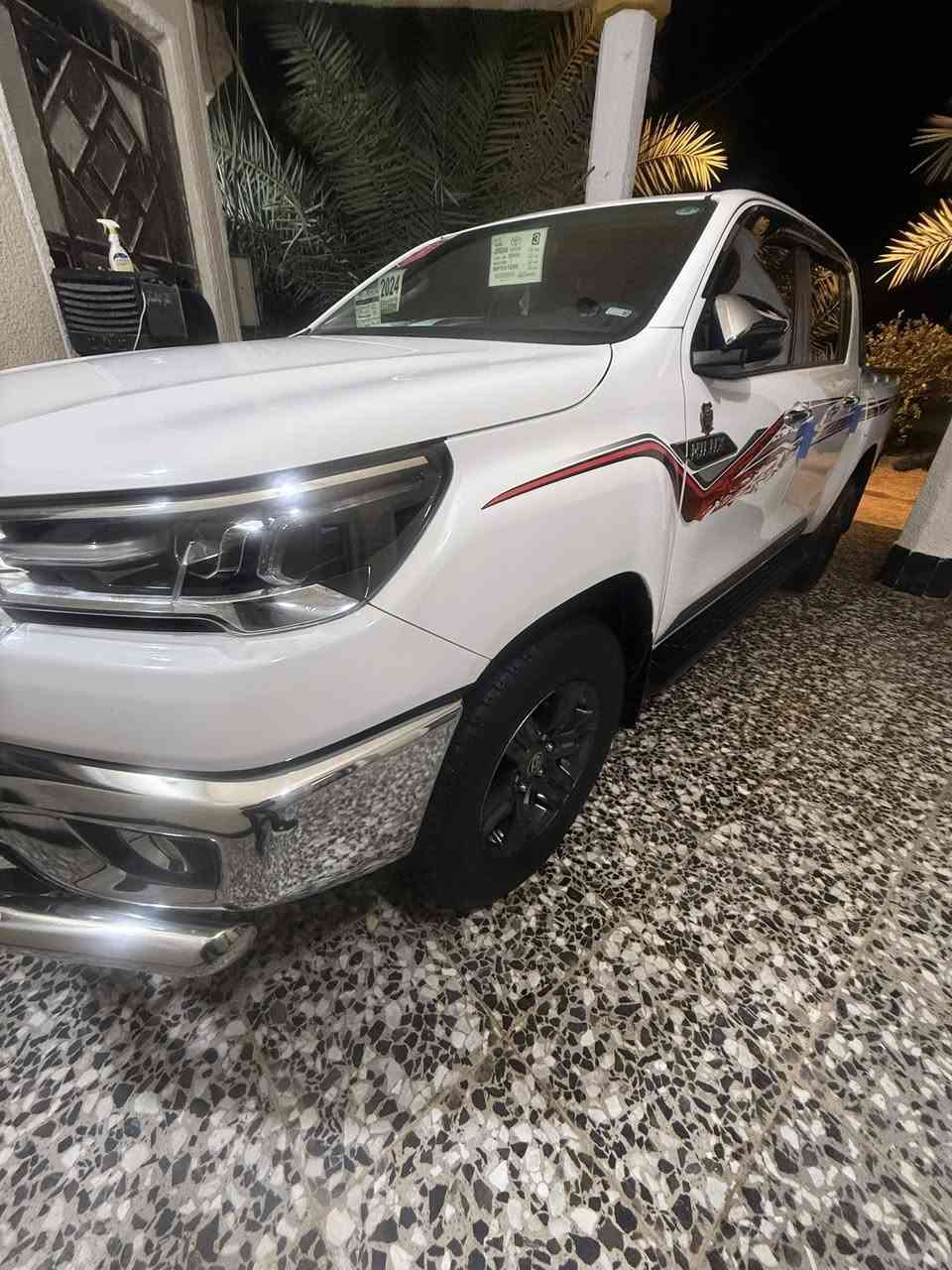 تويوتا هايلوكس 2024 ساز أربعه سلندر 
ماشيه 70 الف

رقم أربيل  مميز

فـــول مواصفـــات 
كفاله عامه 
بصمة تشغيل
بصمتين باب 
تحكم ستيرن
مثبت سرعة بالستيرن
شاحن لاسلكي ( وايرلس ) 
مري شفط
تحكم كهربائي للمرايا
لايت داخلي للبنيد 
تبريد قطعتين 
تبريد بالكشن
شاشة كبيرة 
حساس خلفي امامي
كاميرا خلفية
ويلكب 
جكات بالبنيد 
ضمان شركة ساس العراق
العنوان بغداد ناحية الرشيد 
***********
