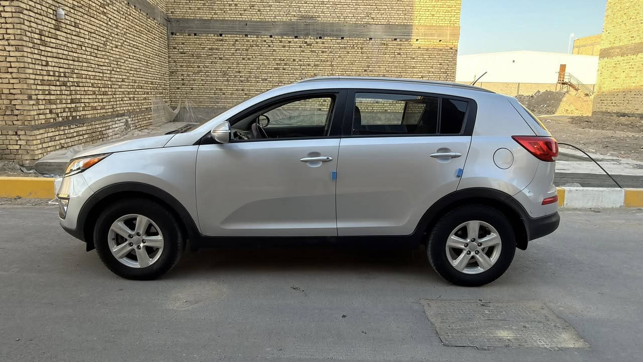 السلام عليكم كيه سبورتج 2015 شكل 16
قطعتين تبريد كشنات تدفًئه تبريد سياره جاهز وجديد
سنوية 28 شرط التحويل
بيه جاملغ وبنيد صبغ وربع الباب 
بيهه مجال لشراي
*********** 
مكان ناصرية مركز
