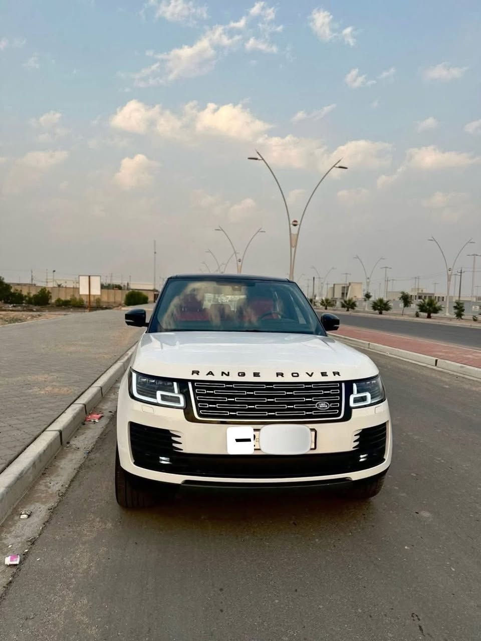 سلام عليكم رمضان كريم عليكم 
رانج روفر ادوات ادوات
مديل 2014محدثة2021
شرط كفاله كير ومكينا سياره جديده ماشاءالله 
دخوال الأمارت كفاله من الكصه والأنتر بوال
اراوس شنو عدك
سعر 165وبيها مجال
الرقم ***********
