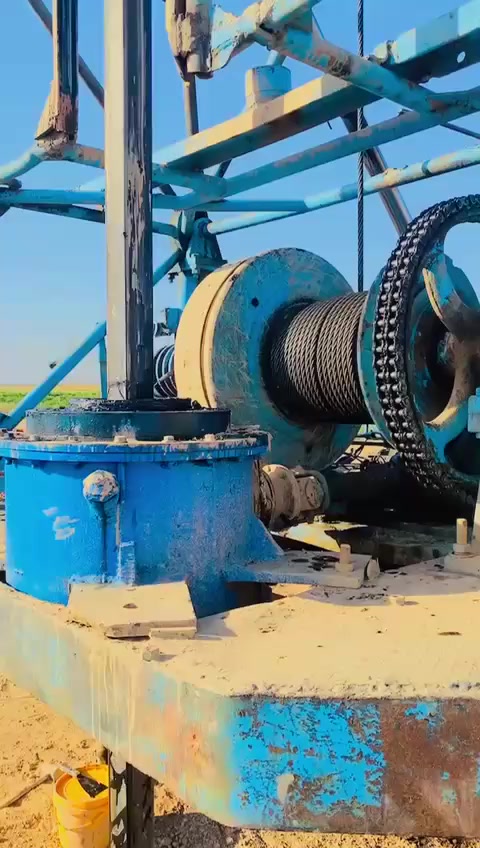 السلام عليكم حفارة ل بيع ب دفتر $70 ورقة وستاين 120 متر  ***********
