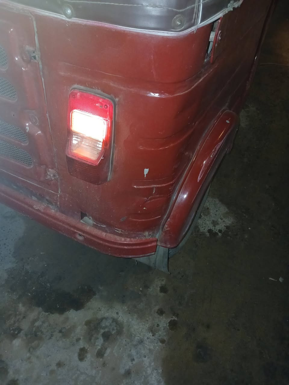 اسلام عليكم مرخصة الادمنيه تكتك للبيع
٢٠١٨ معمره عام بيهه بداية بكن تكتك خير من الله خبزته رايدهه بخمسه مليون وبيهه مجال حك الجيه فدوه المو شراي لايكسر بحلال الوادم بسمي ثاني يوم احولك حاظر اني وهاذه رقمي ***********
