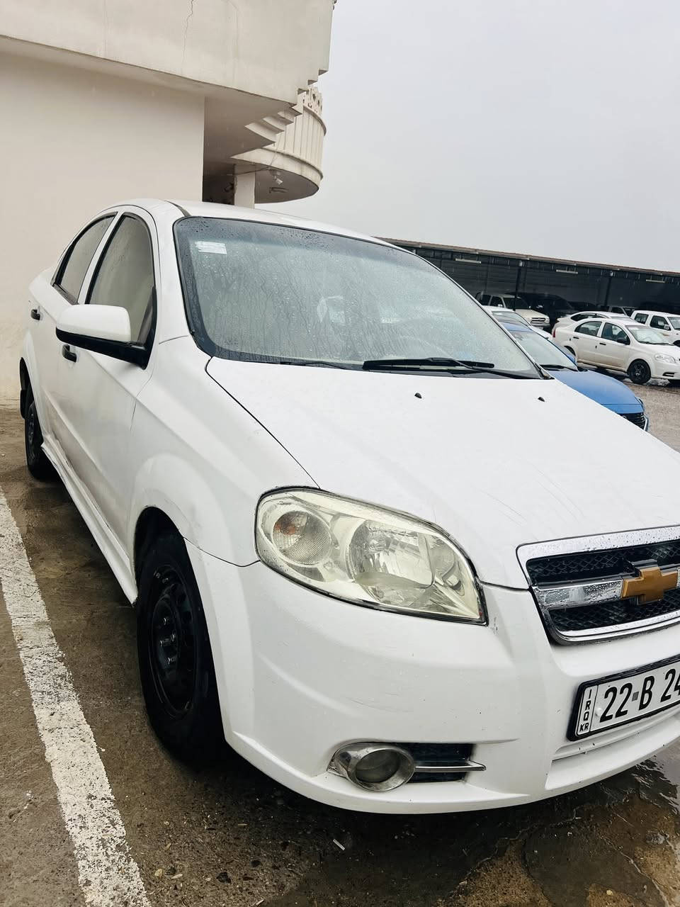 سياره افيوو موديل 2009
كير عادي داخل اصفر 
سياره حزام صبخ بدون دواخل 
و شوية قمارة بي بارد 
رقم و سنوية و هزة جديد 
سيارة بي كاربون بانزين 
كير و محرك جديد شرط 
اربع تايات جديد 
جام كهرباء 
سيارة كوري 
سعر 50$ مجال
رقم تلفون واتساب فايبر
كورك ***********
