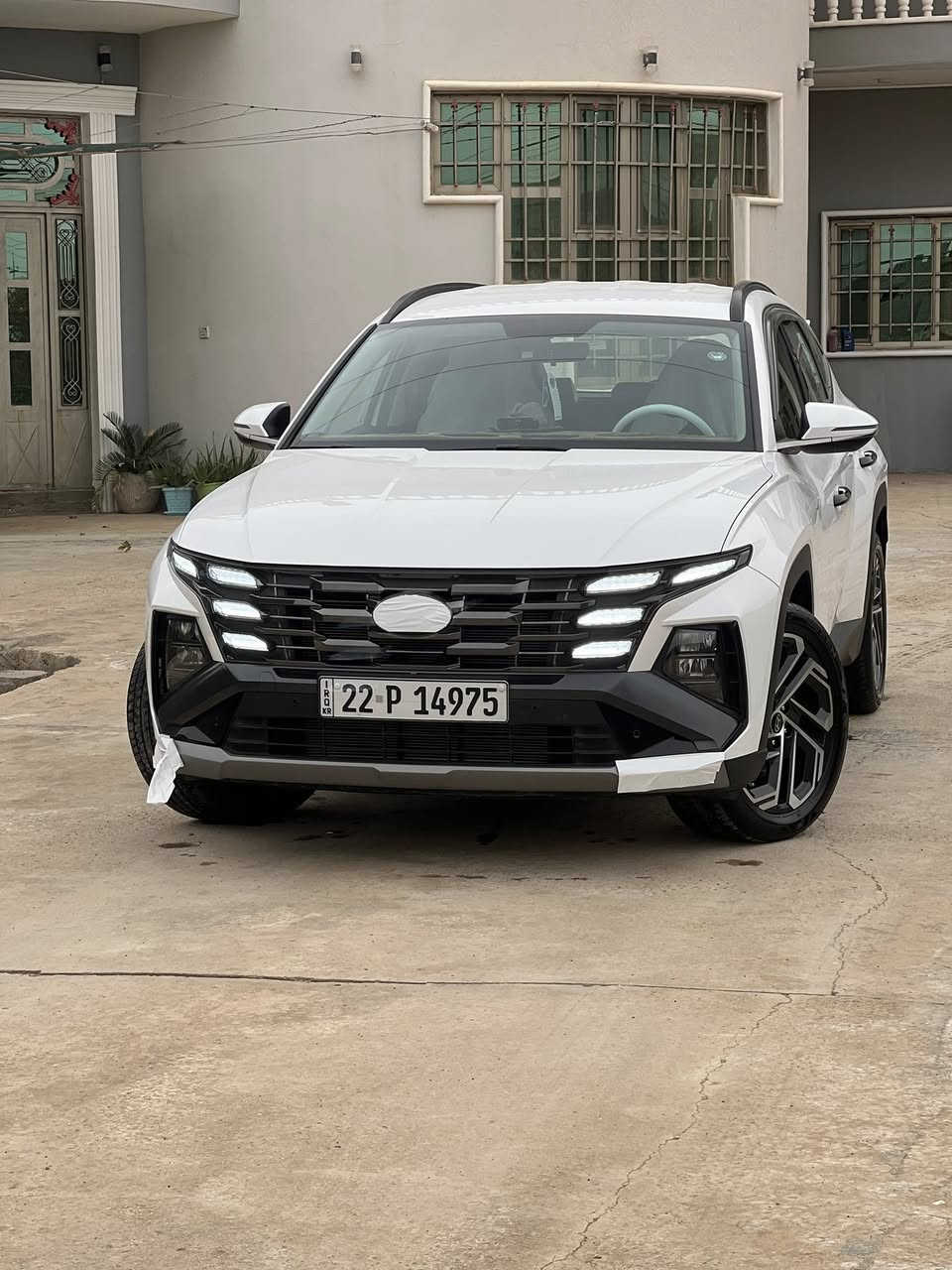 توكسان 2025فول عده الفتحه
خليجي محرك 2000دوش
كفاله عامه من كلشي. بعدها ع وضع الشركه 
ماشيه 17000
سعرها 233وبيه مجال بسيط 
مكان الانبار  هيت 
***********
