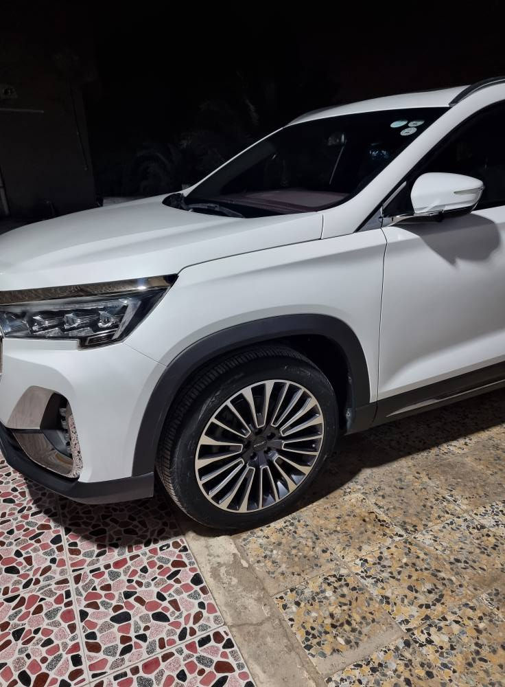 جيتور اكس 90 بلاص فول موصفات موديل 2024 سياره جديده حلوه مكان السياره البصره الاستفسار الاتصال على الرقم *********** وات ساب  اوخاص يجيك السعر محرك 1600 تيربو 7 راكب تبريد 3 قطع شاشه اكترونية جميع المواصفات بيه بارد رقم شمالي أربيل بسمي هزه وفحص جديد شط العرب, البصرة
