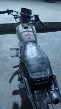 دراجة للبيع سعر خاص او الاتصال على رقم 07762180024