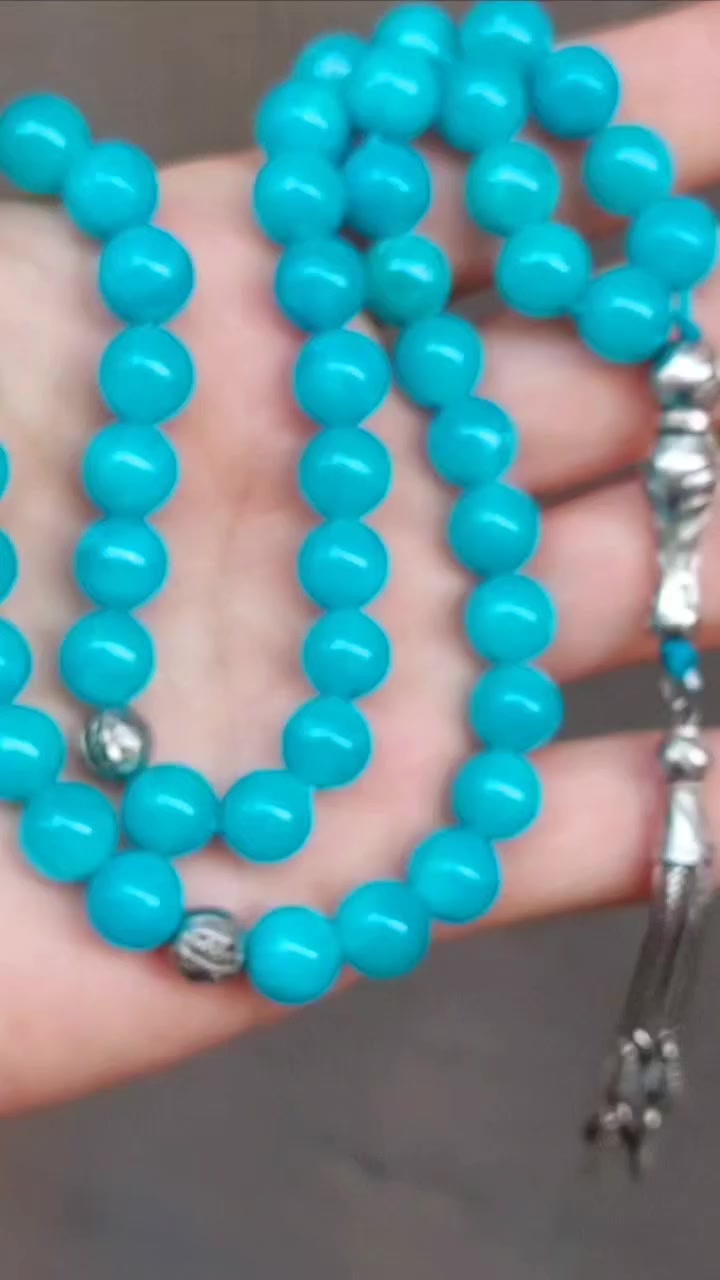 سبحة مميزة 49حبة من العقيق اليماني اللون والخامه من النوادر ازرك بحري،،
داخل الحجر دمارات مثل ماواضح بالصورة
اول تعليق،،كركوشة والشاهد والفواصل انتيمون،،مكاني بغداد يوجد توصيل
التواصل على الخاص فقط


**إذا كنت صاحب هذا الإعلان وتريد حذفه لأي سبب، رجاءا أرسل رسالة إلى الدعم الفني**