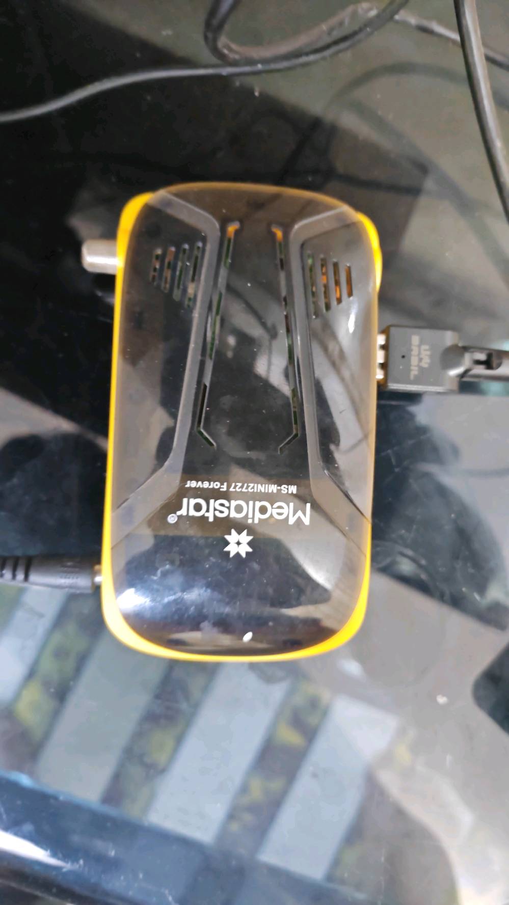 السلام عليكم
ستلايتات مستعمله نظيفه للبيع 
silversat
Mediastar مفعل بي ٣ أشهر vip  
ستار كوم