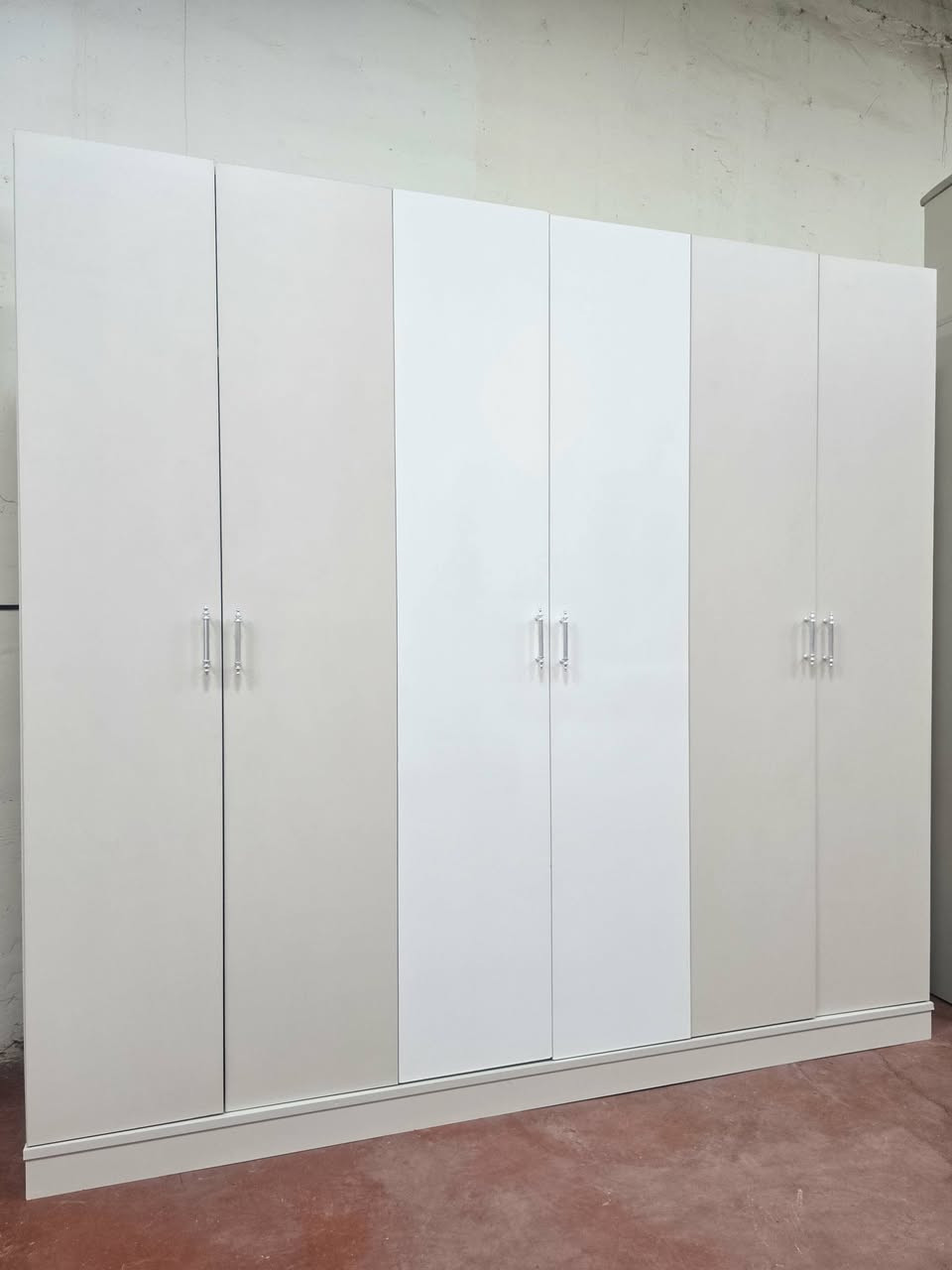 💎🔥 غرفة تركي مستخدم – 6 قطع كاملة 💎
💯 نظافة 100% |  نظام أبواب مرتبه 
💸 السعر: 525 قفل
🪛 شد مجاني + 🚚 نقل مجاني


**إذا كنت صاحب هذا الإعلان وتريد حذفه لأي سبب، رجاءا أرسل رسالة إلى الدعم الفني**