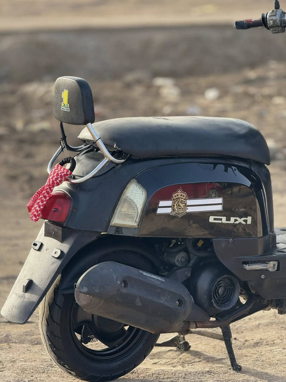 السلام عليكم بوليس كابريتر ((مامفتوحه٤٩ بلاد ))الدراجه كله شغاله لايت اشاير سلف هندر بريك امامي خلفي دبلات امامي خلفي  مكينه ناعمه ماتنسمع 
مكاني//قرنه//نهر الباشا
رقمي//***********
السعر//٨٠٠ 
((بيع أو مراوس))
