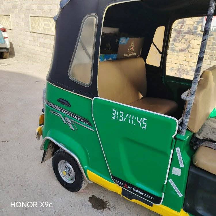 السلام عليكم تكيك تي في اس 22مكفوله كفاله عامه  تخم تاير داخله هزه باسمي من كلشي  مكفوله كشر ومكينه واكسل للبيع فقط جادر يرادلهه مكاني الامين ثانيه السدة سعر اتصل او خاص ***********
