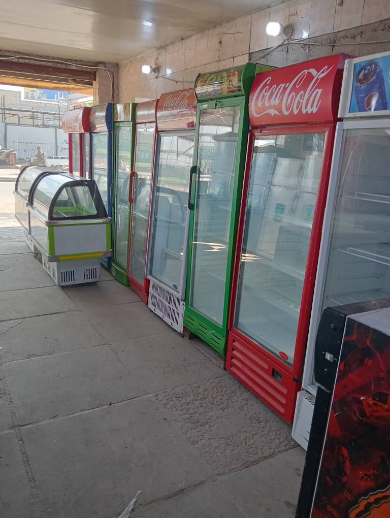 ع بركة الله يوجد لدينا عارضات عموديه وثلاجات  مستعمل اخو الجديد باسعار حلوه شرط الشغل والفحص ***********عنوان ناصريه شارع صلاة الجمعه مقابيل ساحه العمال سابقا ناصرية, ذي قار
