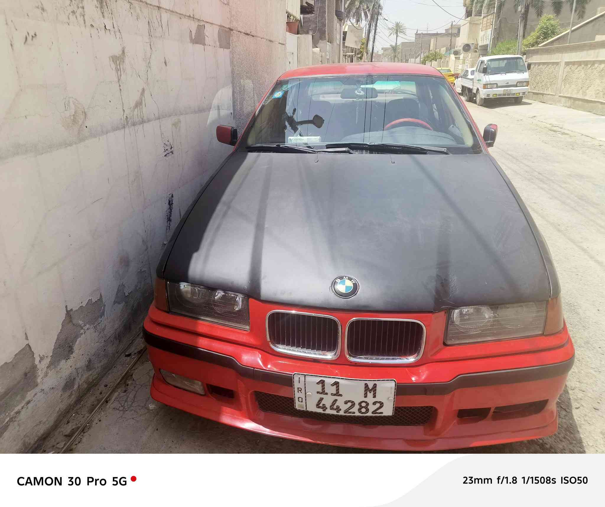 خفاج سياره موديل ٩٣ سياره بسمي هسه جديده سياره ربع مذب عليه مكينه مفتوح مو مسكر ١٨٠٠ تبريد كير مكينه سعر ٤٣  وبيه مجال عنوان المشتل ***********
